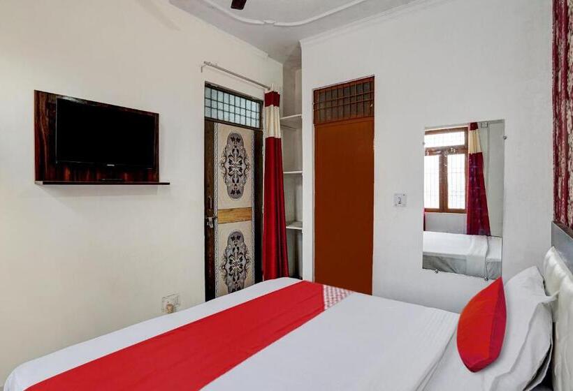 فندق Flagship The Royal Guest House