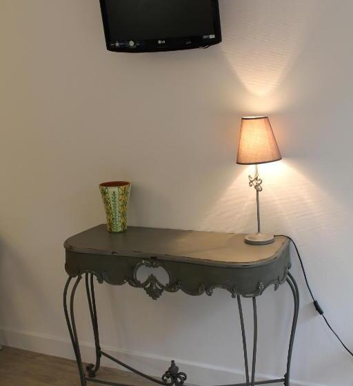 ホテル Hôtel Restaurant Aux Genêts D Or