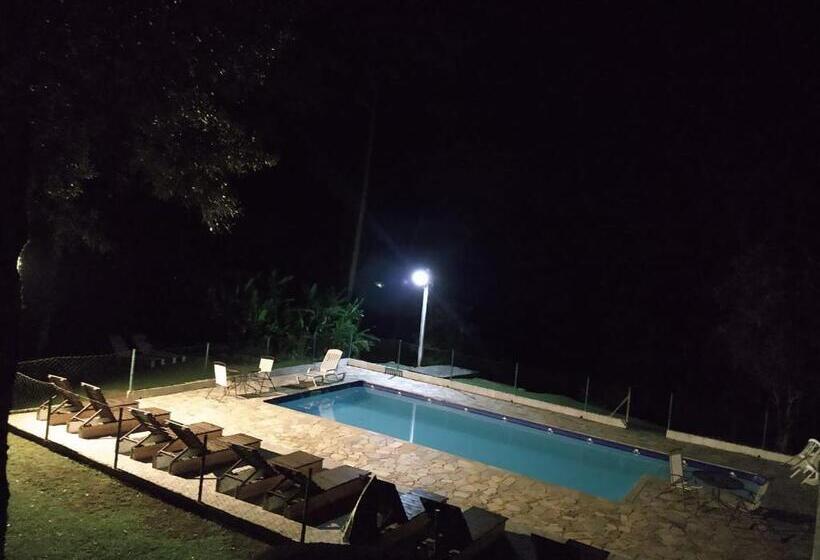 ペンション Recanto Das Pedras