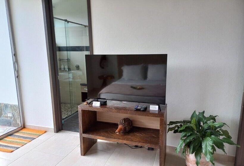 پانسیون Wayra Natura