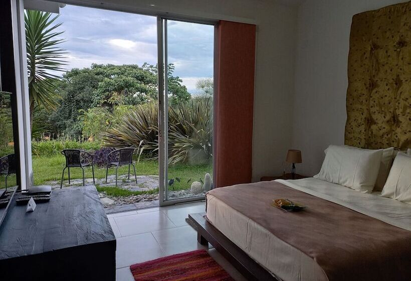 پانسیون Wayra Natura