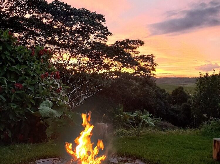 پانسیون Wayra Natura