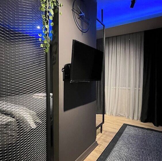 여관 Thalia Suites