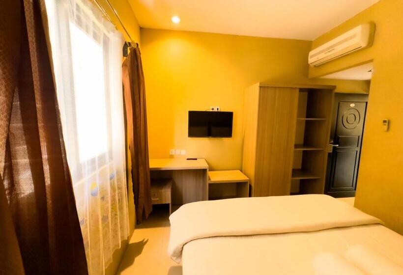 هتل Mess Mt Haryono