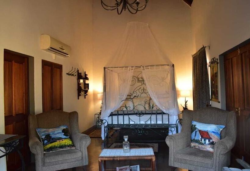 فندق Trekpad Safaris
