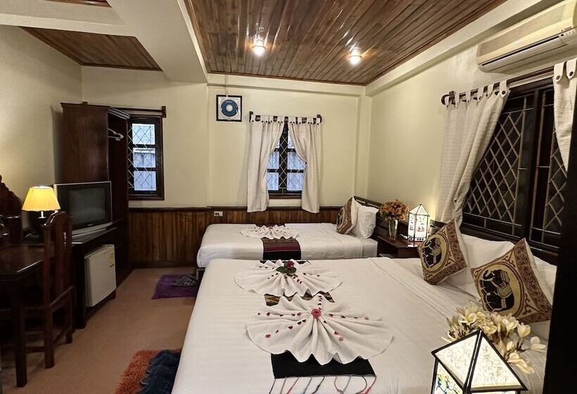 צימר Villa Alounsavath Mekong Riverside