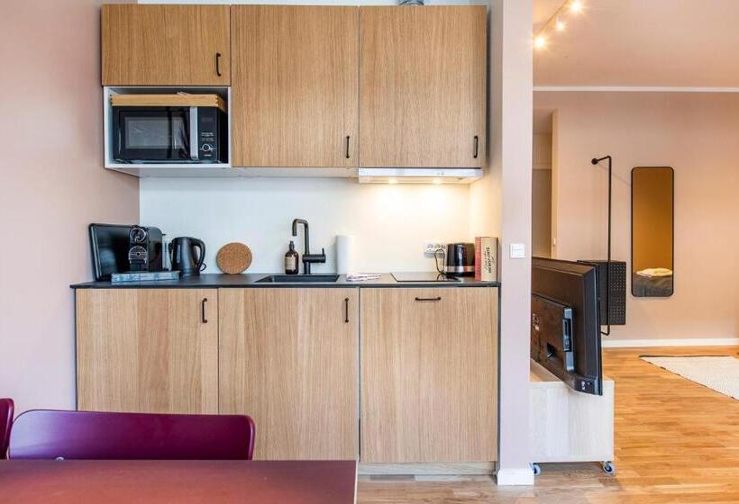 The Lakes Apartments By Daniel&jacob S