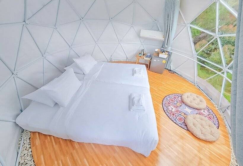 هتل Glamping Hill Khaoyai