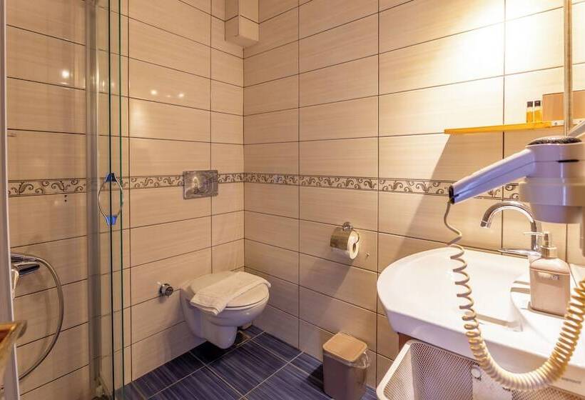Nest Gunay Otel