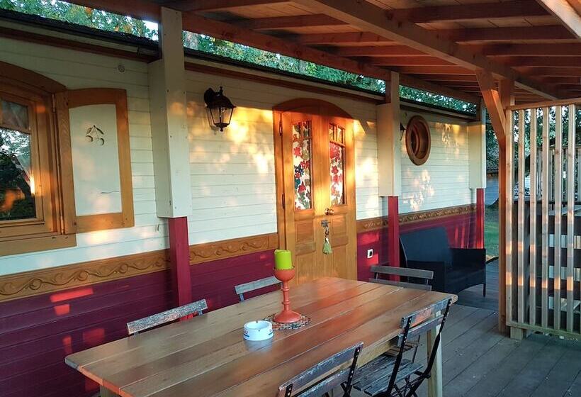 住宿加早餐  Arbrakabane