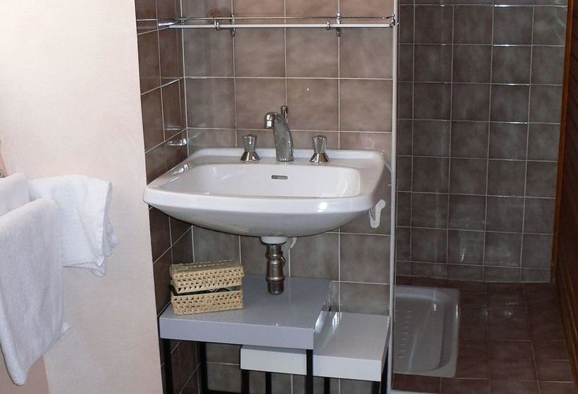 住宿加早餐  Ermitage De Peyreleau