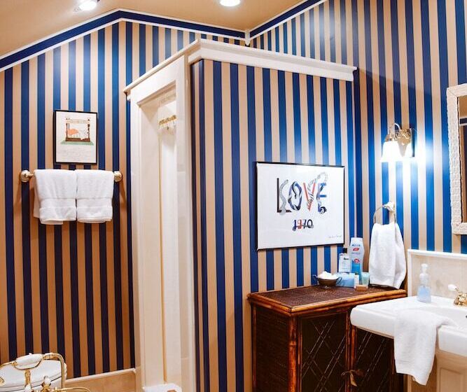 住宿加早餐  The English Merchant's Inn