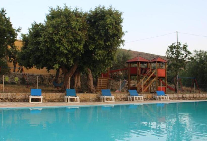 בית מלון כפרי Agriturismo Tenuta Margitello