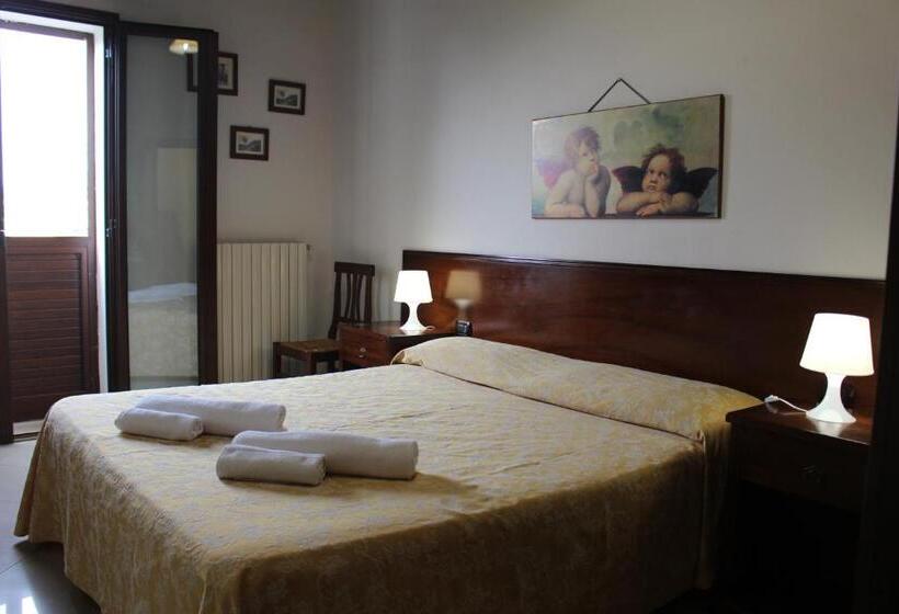 בית מלון כפרי Agriturismo Tenuta Margitello