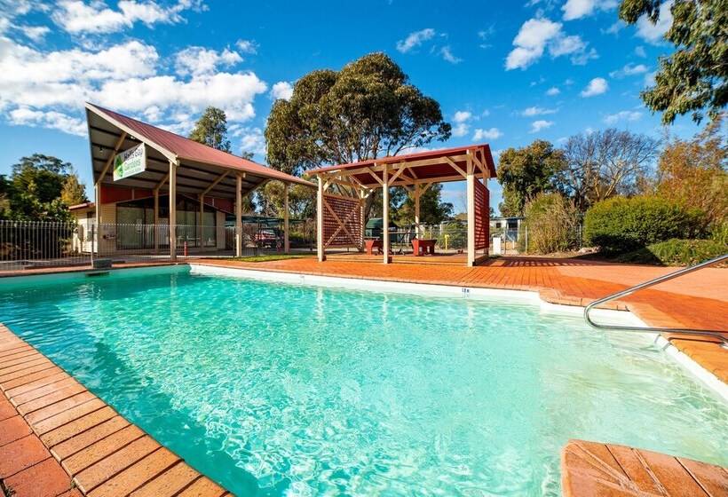 Отель Breeze Holiday Parks   Grampians