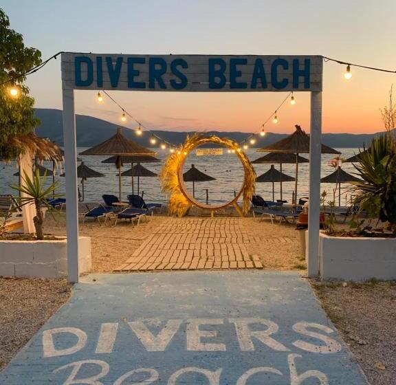 هتل Divers