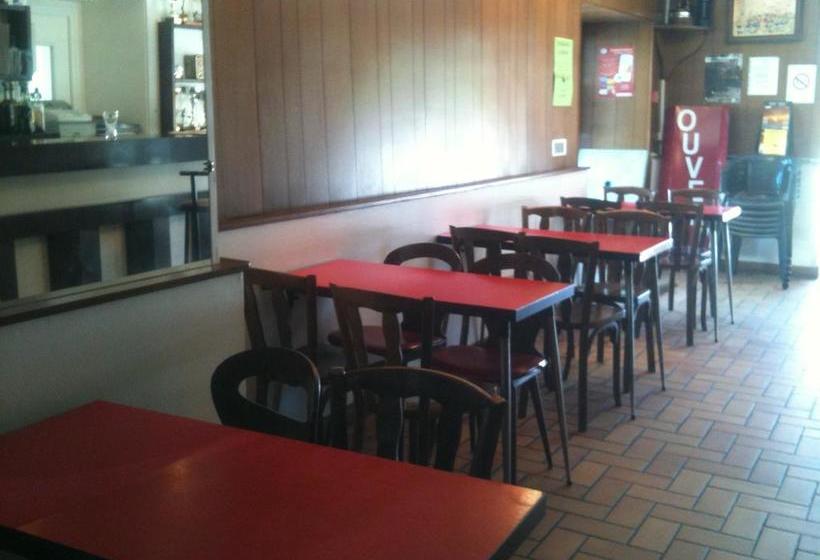 فندق Hôtel De La Paix