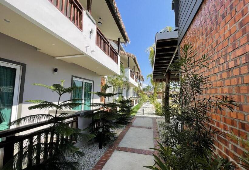 هتل Lavigo Resort