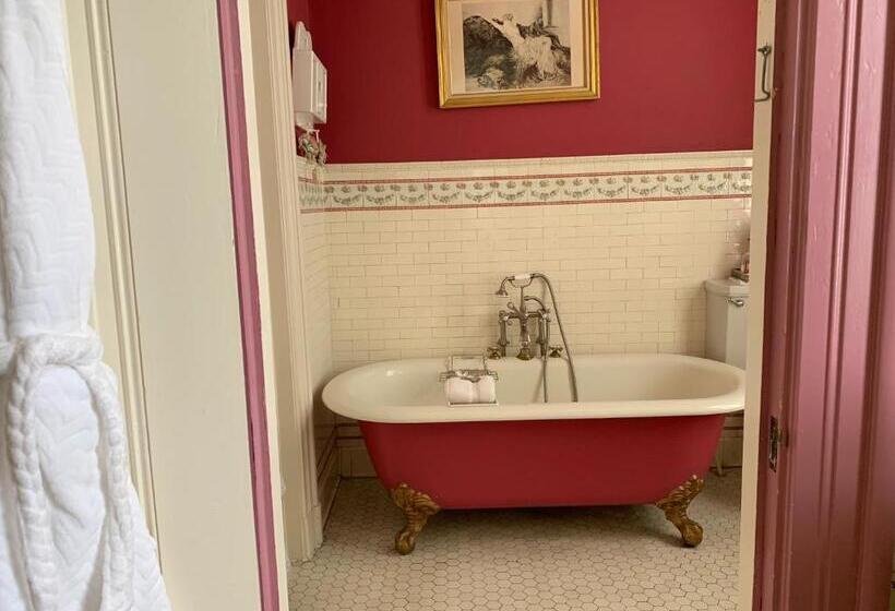 ベッドアンドブレックファースト Susquehanna Manor Inn