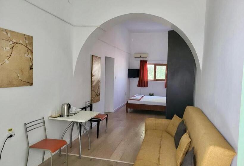 Hostel Cazino Nord Rooms