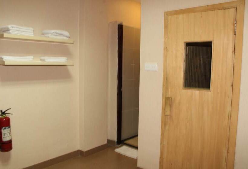 هتل Citra Inn International