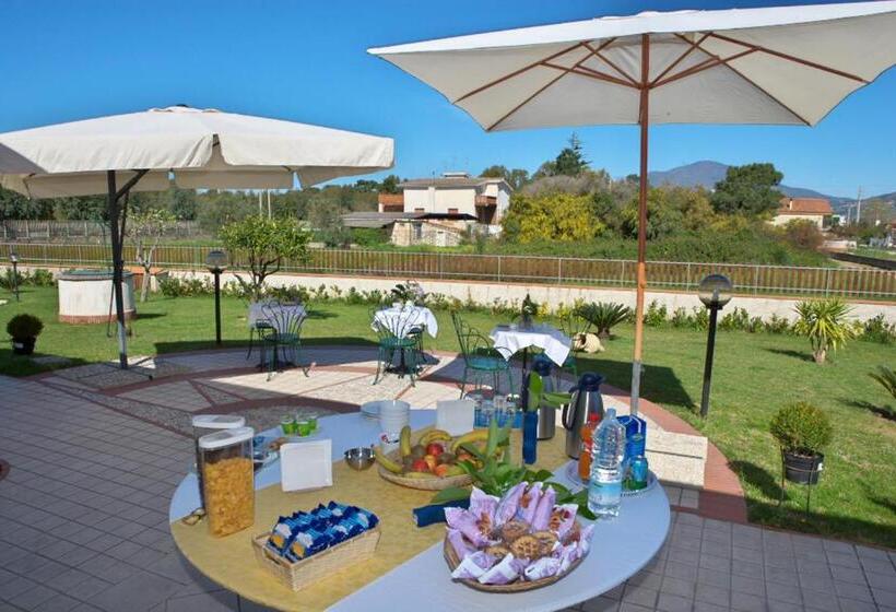 فندق Villa Maredona