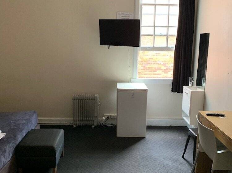 National Hotel Toowoomba