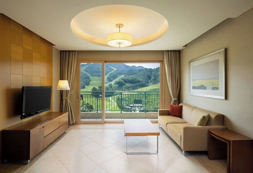 Oak Valley Resort
