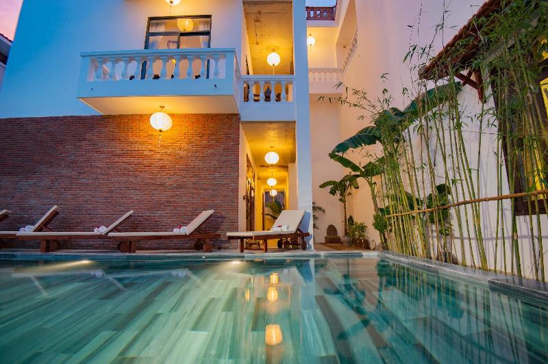 پانسیون Hoi An Rustic Villa