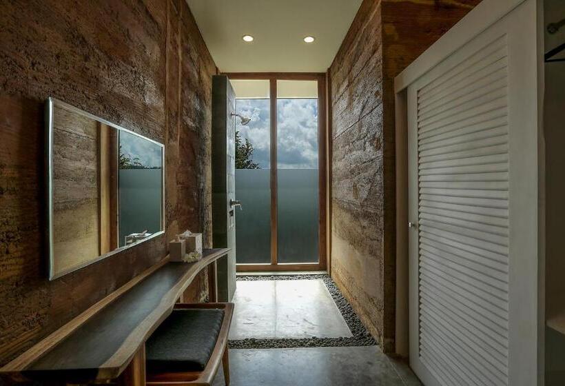 استراحتگاه Seven Havens Residence