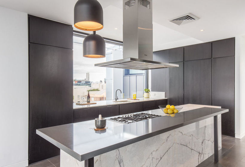 Apartment East Central