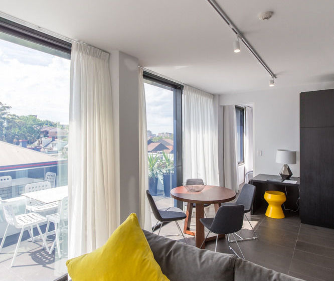 Apartment East Central