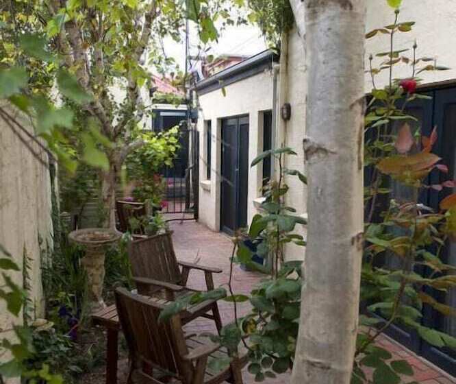 ベッドアンドブレックファースト Port Boutique Accommodation