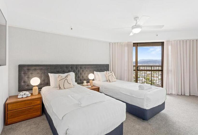 Burleigh Esplanade Apartments