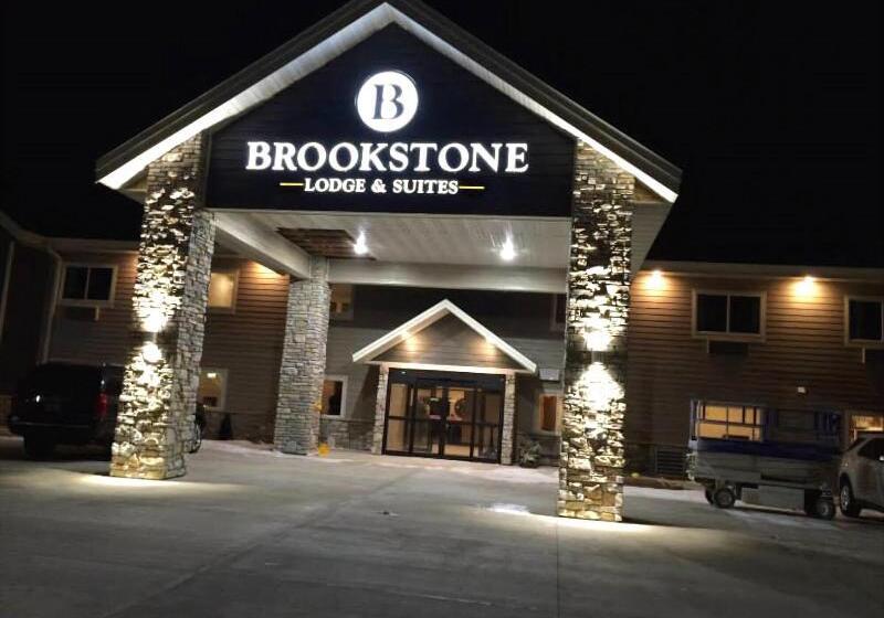 فندق Brookstone Lodge & Suites