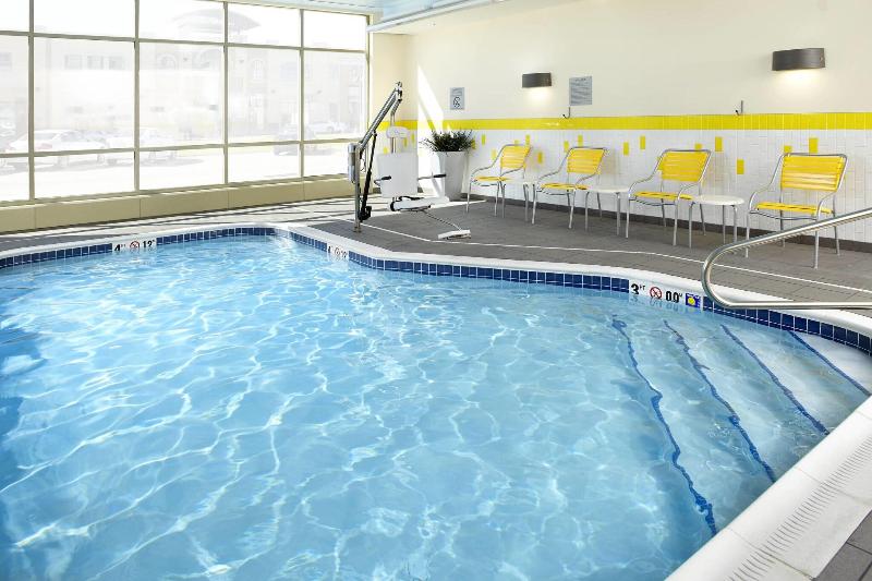 ホテル Fairfield By Marriott Inn & Suites Wheeling At The Highlands