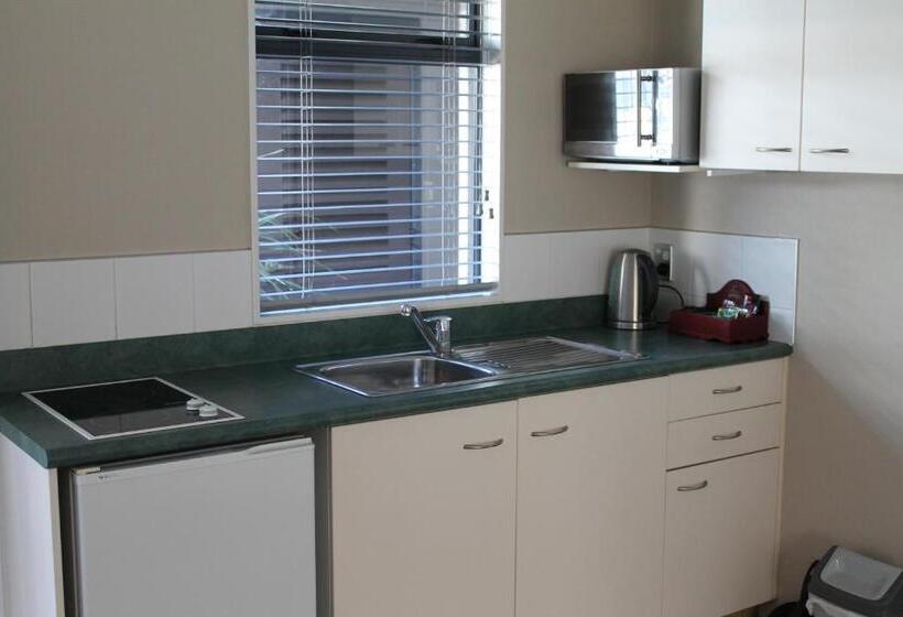 فندق على الطريق Aquarius Motor Inn