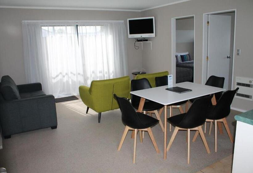 فندق على الطريق Aquarius Motor Inn