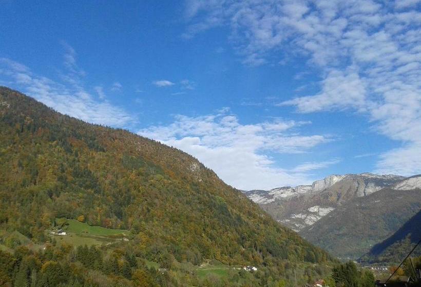 مبيت وإفطار Auberge Du Fraizier