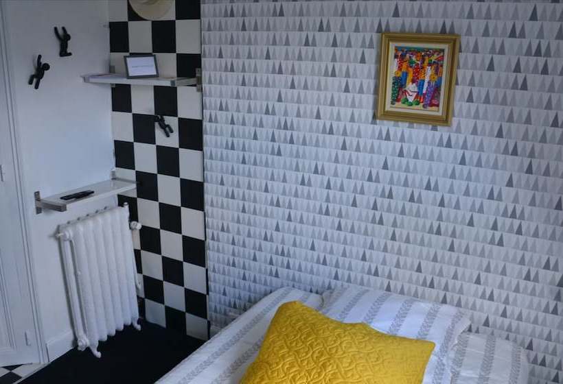 مبيت وإفطار Les Dameraudes