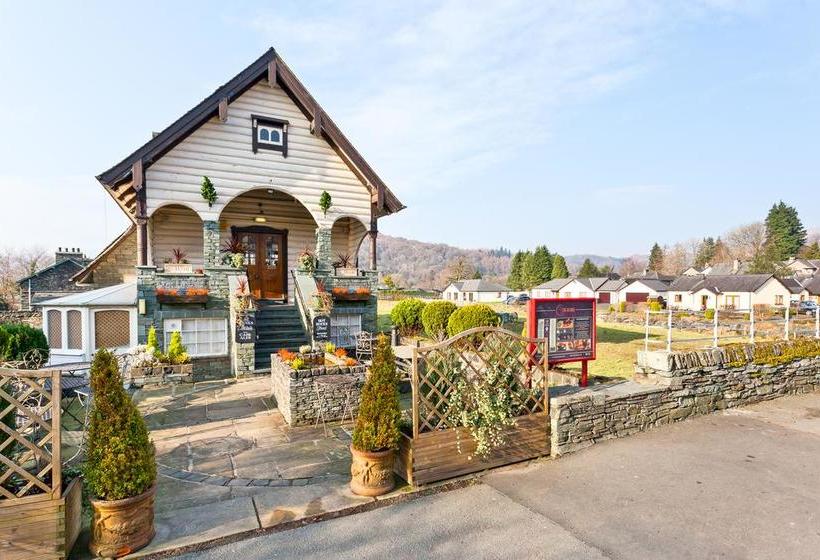 住宿加早餐  The Log House