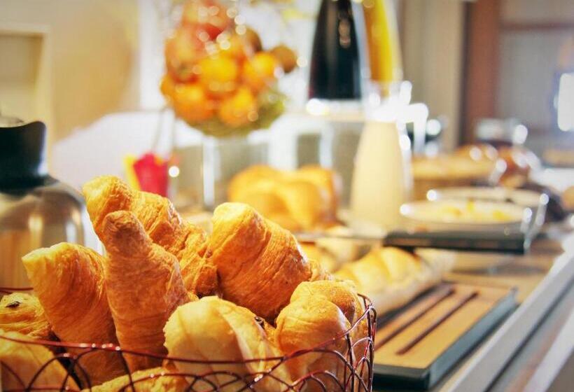تختخواب و صبحانه Villa Louis Victor