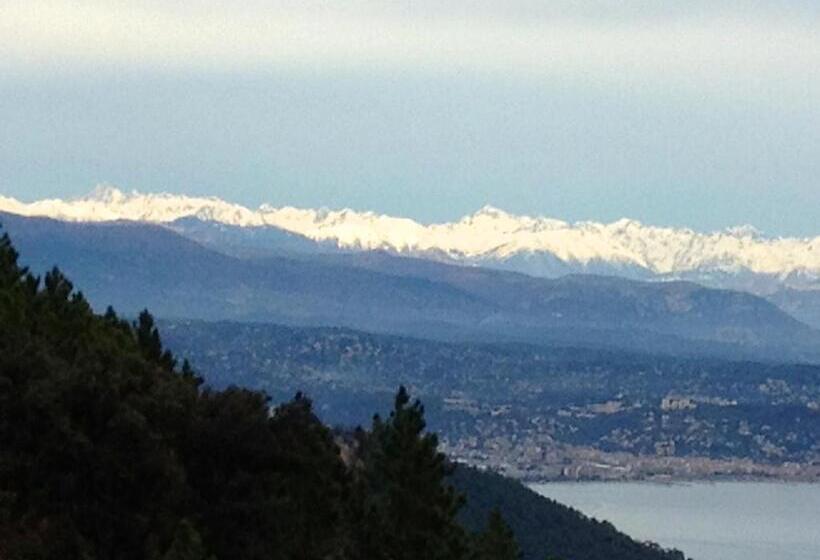 تختخواب و صبحانه Villa Prétorina