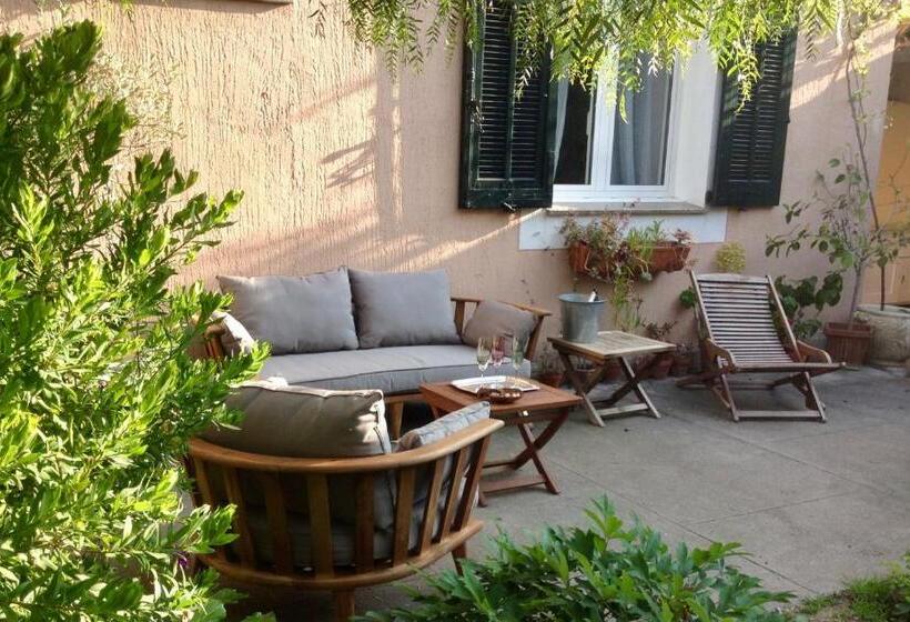 تختخواب و صبحانه Villa Prétorina