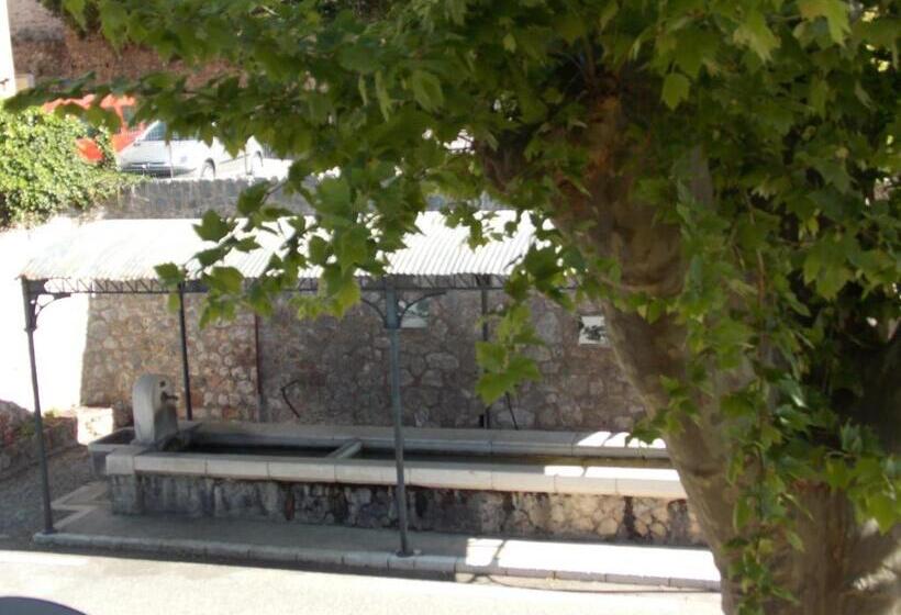 فندق Au Relais Provencal