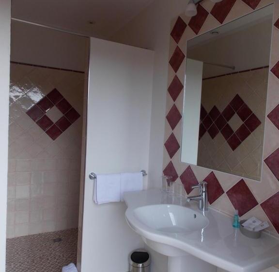 فندق Au Relais Provencal
