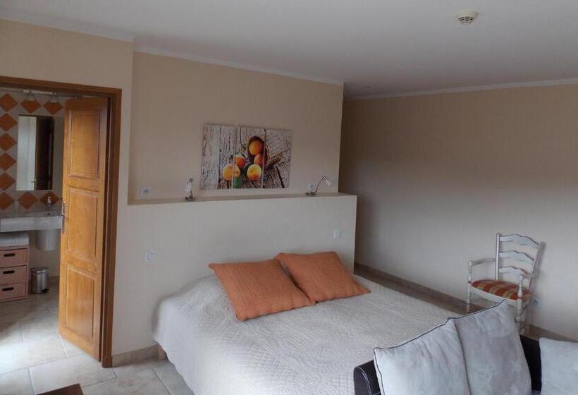 فندق Au Relais Provencal