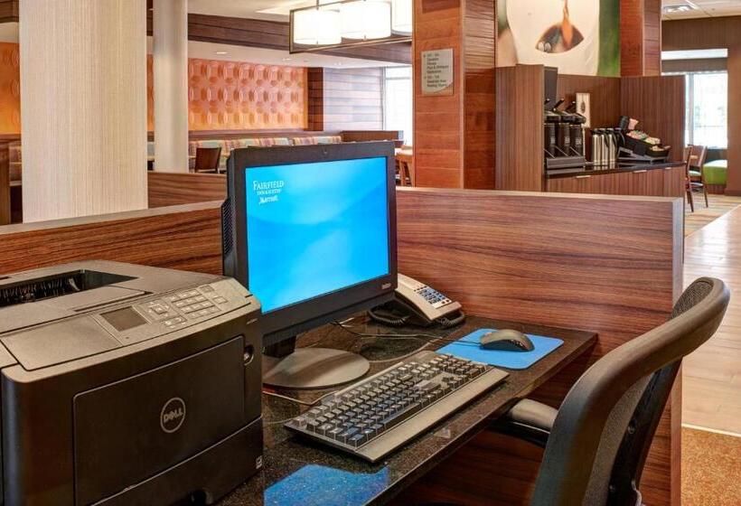 ホテル Fairfield Inn & Suites By Marriott Detroit Troy