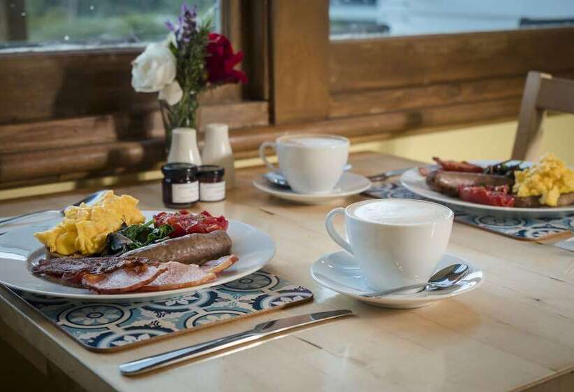 مبيت وإفطار Ashdowns Of Dover