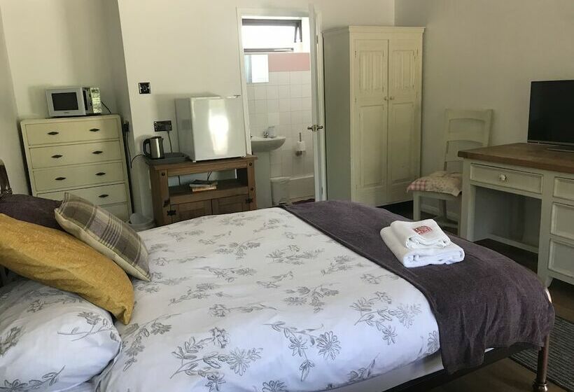 צימר Pinewood Lodge